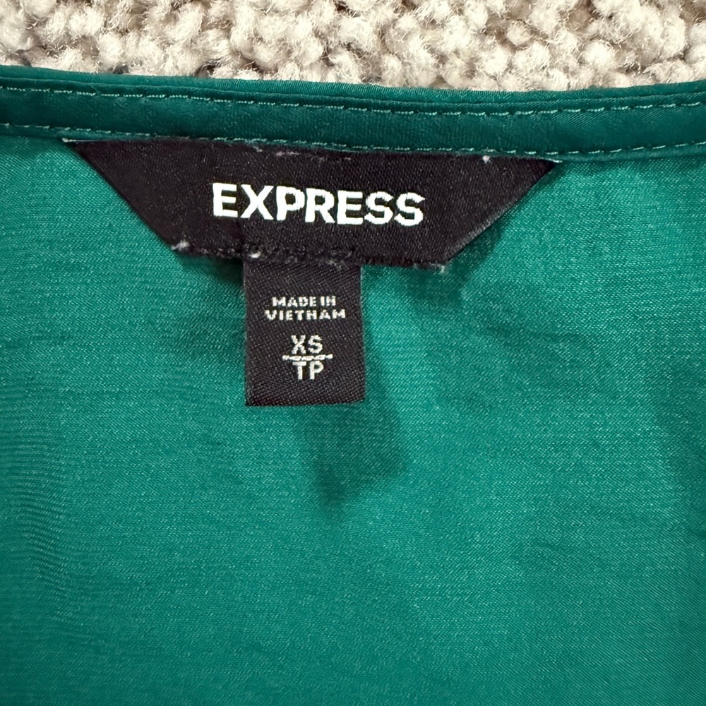 Express Green Ruffle Dress - Picture 5 of 5